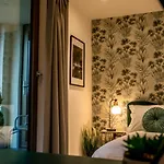 Tower View At Ryedale House Apartment *