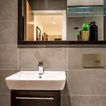 아파트 Tower View At Ryedale House 요크