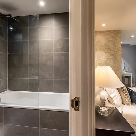 Tower View At Ryedale House 约克