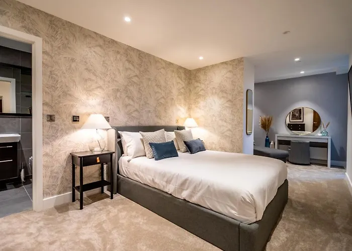 Tower View At Ryedale House Apartmán York